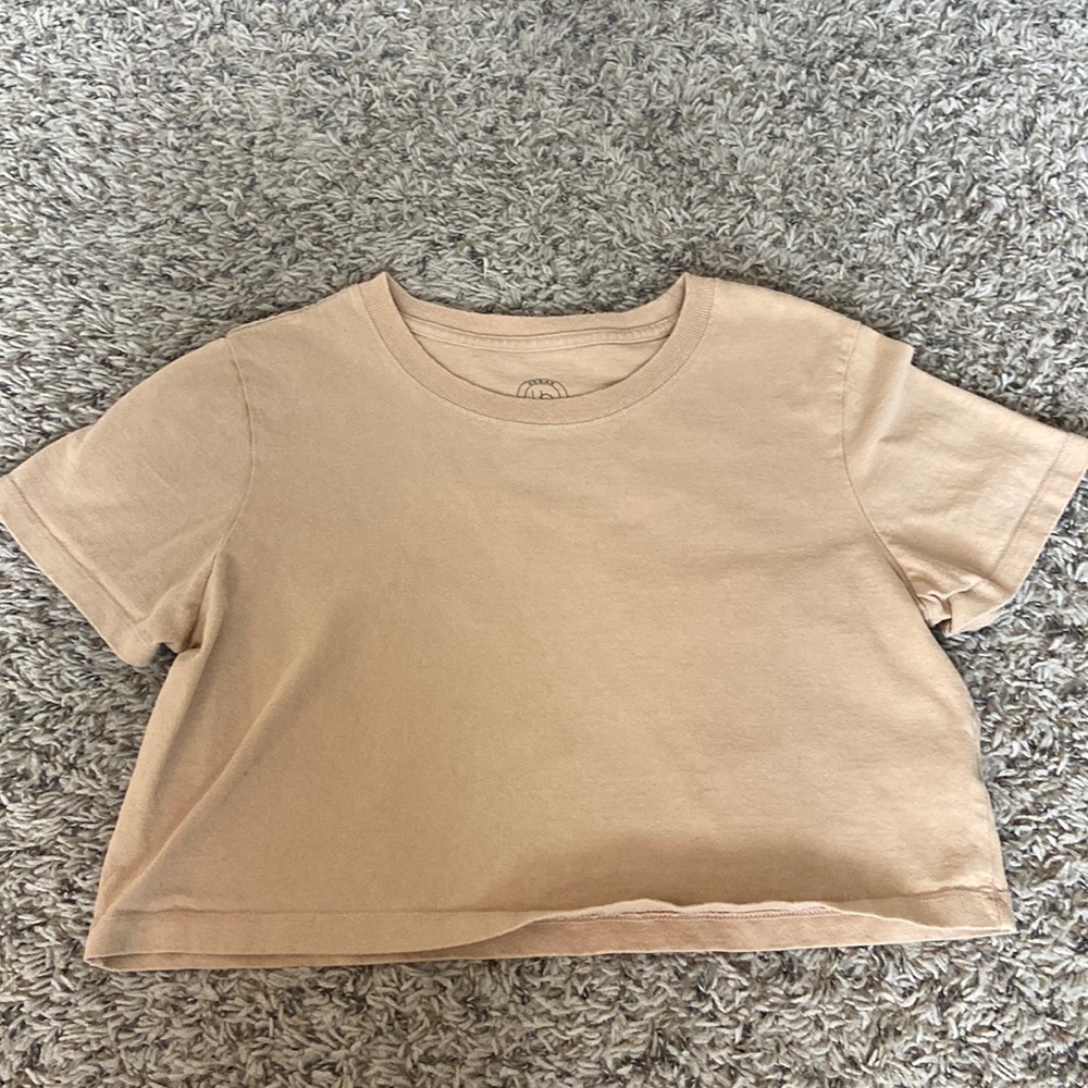Urban Outfitters cropped tee
